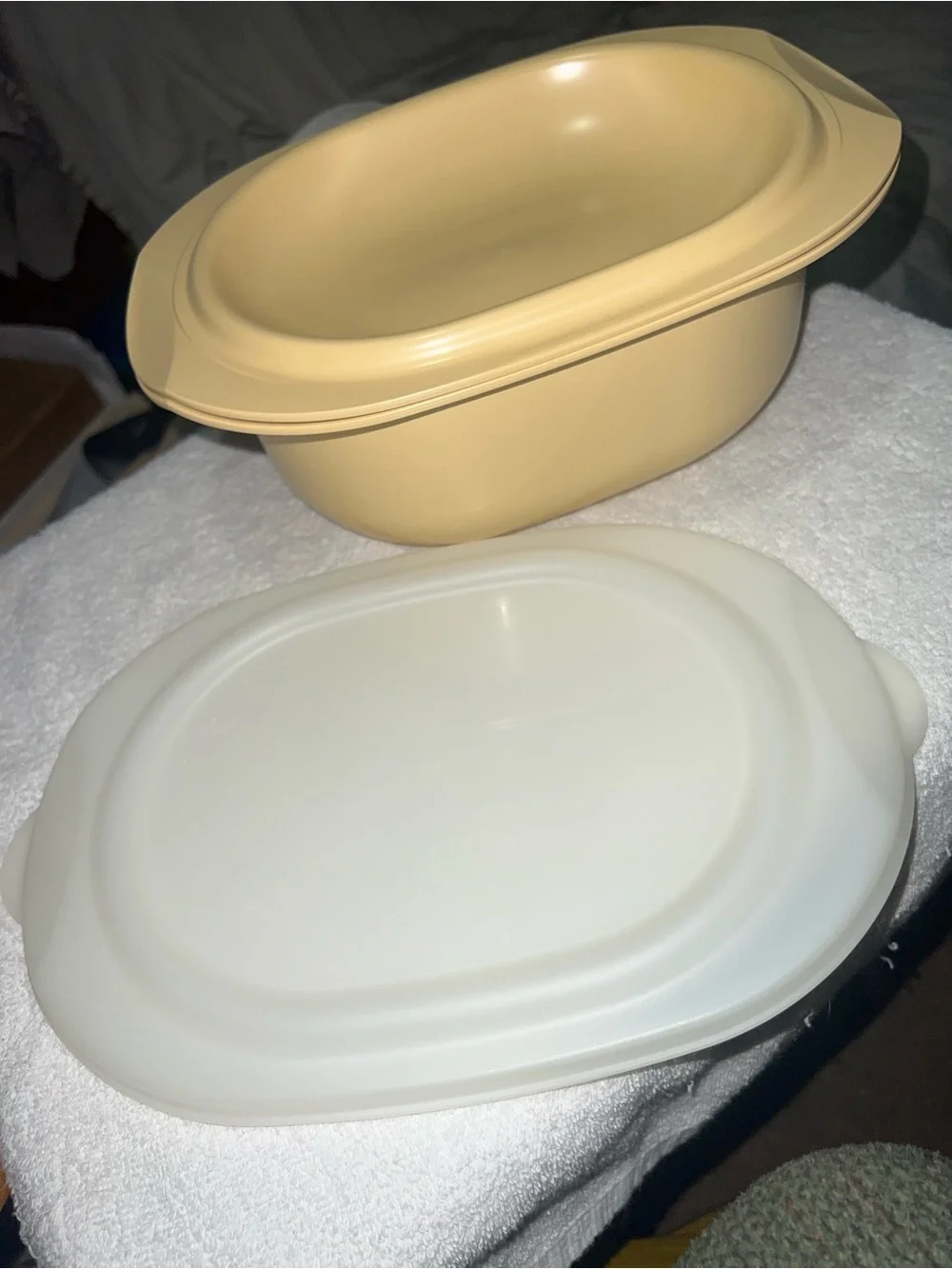 TUPPERWARE OVENWORKS 3 qt oval casserole stack cooker oven freezer micro Unused